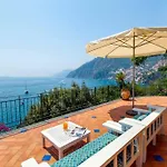 Villa La - Luxury With Private Sea Access *