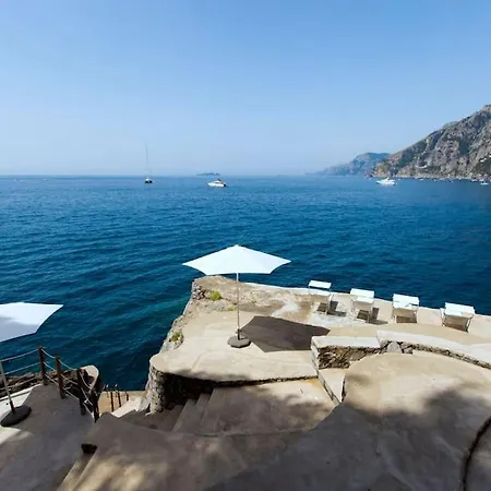 La - Luxury With Private Sea Access Villa *