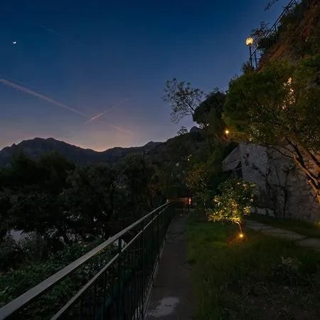 La - Luxury With Private Sea Access