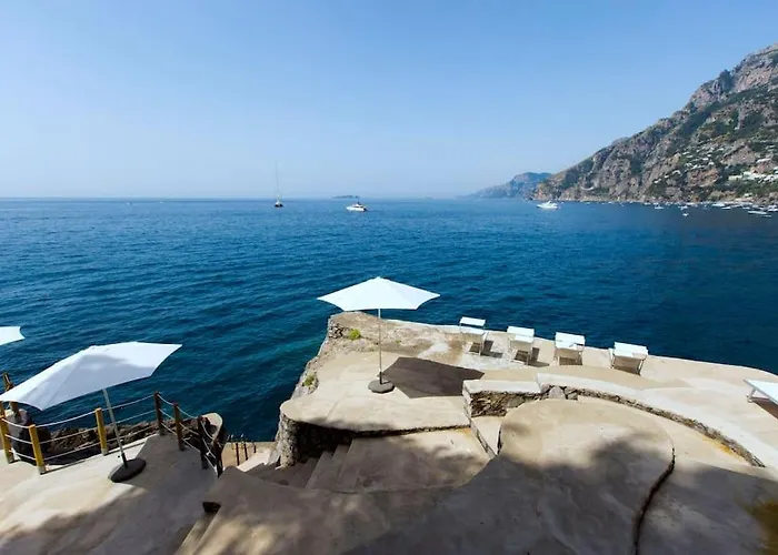 La - Luxury With Private Sea Access Villa *