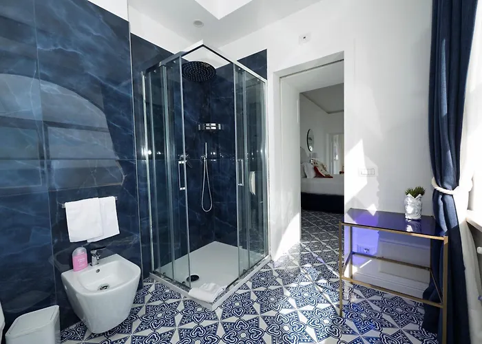 La - Luxury With Private Sea Access Villa *