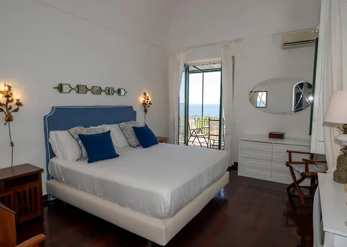 Villa La - Luxury With Private Sea Access *