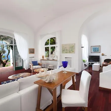 La - Luxury With Private Sea Access Villa
